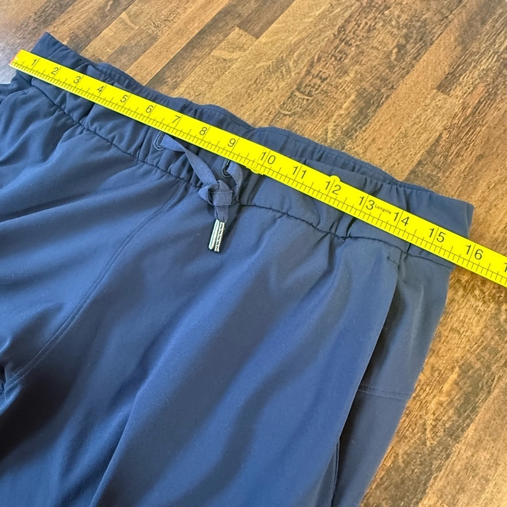 Lululemon On the Fly Crop 23" True Navy Pants Size 8 Straight leg - Picture 6 of 11